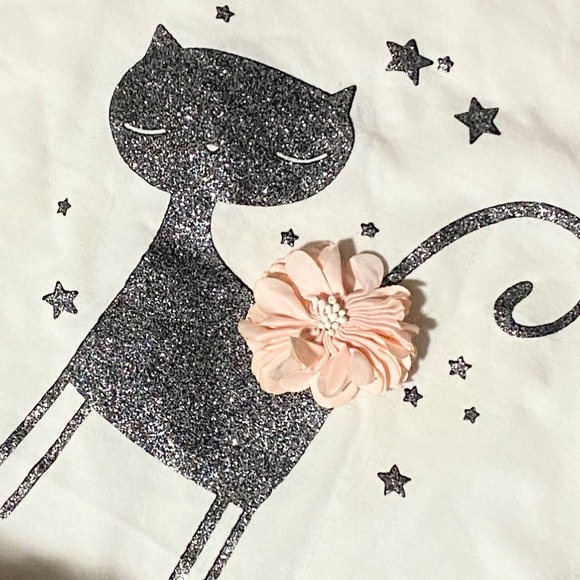 KangKang Girls 2pc Fancy Cat Top & Grey Tool Skirt - Picture 6 of 10